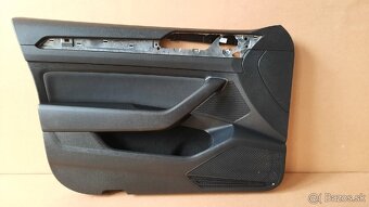 obloženie + dekor dverí Passat B8 - 5