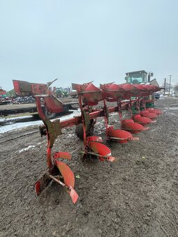 Otočný Pluh pötinger servo vario  7+1 - 5