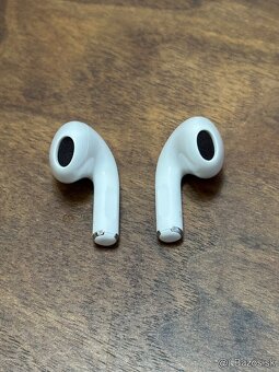 Nahradne sluchadlo Apple AirPods 3 - 5