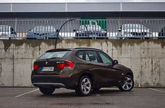 BMW X1 r.2010 , 110kw 4x4 - 5