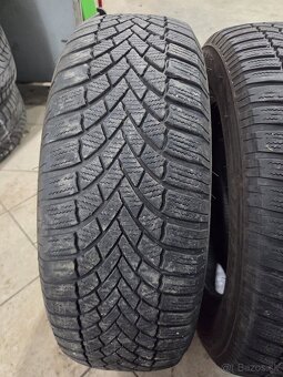 Predám 215/65 r17 Zimné pneumatiky 2ks - 5