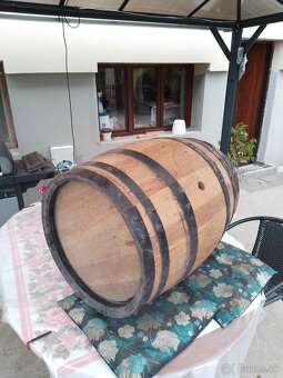 Predám 100 l. drevený dubový sud - 5