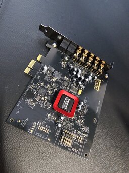 Logitech Z906 - 5