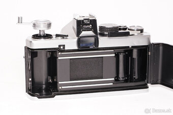 Olympus OM-2, Zuiko 50mm/1,8 - 5