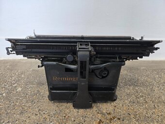 starožitný písací stroj REMINGTON - 5