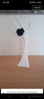 Ruka stojan na šperky - 5