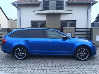Škoda Octavia Combi 2.0TSI RS 220PS Manuál - 5