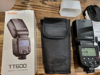 Externý blesk Godox TT600 - 5