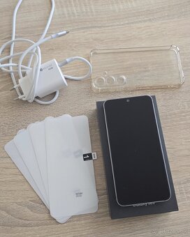 Samsung galaxy S25 - 5
