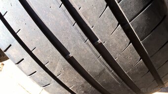 2 + 2 ks LETNÉ 235/45 R18 98Y XL cca 6 mm rok 2023 a 2021 - 5