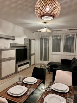 Prenájom 2-izbového bytu s podzemným státim Trenčín - 5