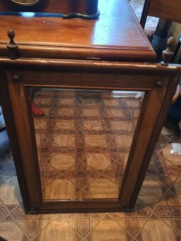 Predám starožitný nábytok - 5