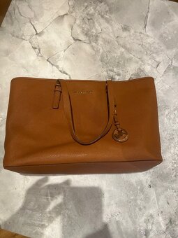 Michael Kors kabelka hneda - 5