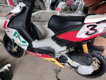 Aprillia SR 50 Racing Lc - 5
