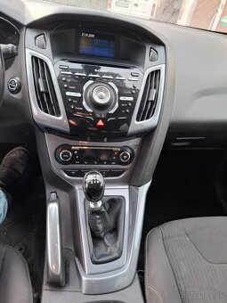 Ford FOCUS 1.6 benzín ecoboost - 5