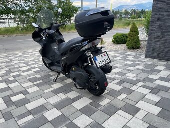 Predám skúter GILERA NEXUS 125 ie - 5