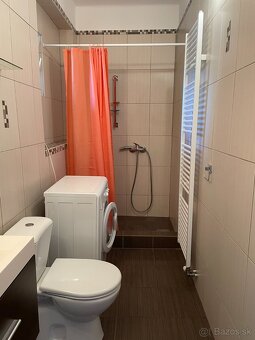 Dvojizbový rodinný dom so záhradou a parkovaním - 5