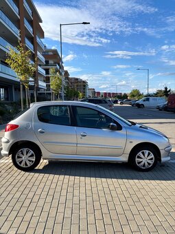 Predám Peugeot 206 1.1 Benzín - 5