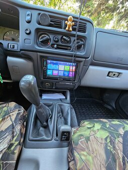 Predam Mitsubishi Pajero Sport 2.5 - 5