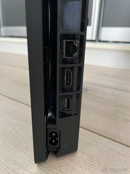 PS4 Slim 1TB + 2x ovládač + 6 hier (komplet balík) - 5