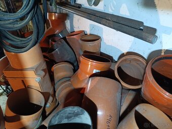 Predam kanalizacne kolena, prechodky a pod - 5