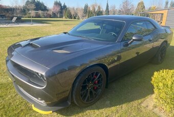 Dodge Challenger Hellcat - 5