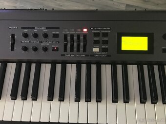 Roland RD 700 - 5