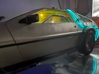 BACK TO THE FUTURE DELOREAN - 5