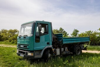 Trojstranný sklápač s hydraulickou rukou Iveco - 5