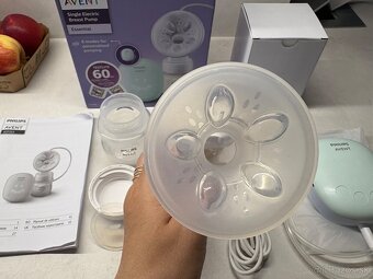 Elektrická odsávačka na mlieko Philips AVENT Essential SCF32 - 5