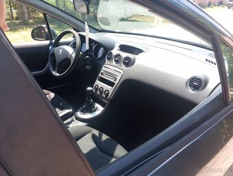 Predám Peugeot SW 308 1.6 diesel 66kw Rv2009 - 5