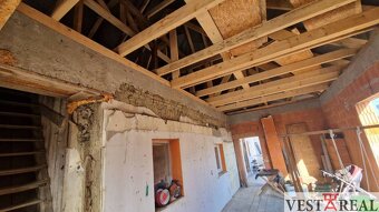 Na predaj rodinný dom, pozemok 1041 m2 Neded - 5