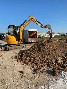 bager JCB 8030 - 5