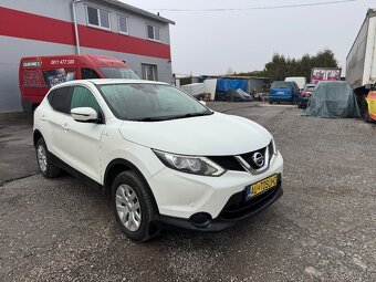 Nissan Qashqai 1.5 dci 4x2 - 5