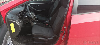 hyundai i30 cw combi - 5