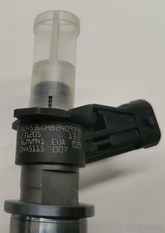 Original dieslove vstrekovace Renault 2.0 - 5