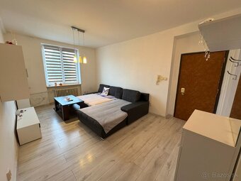 ZNIZENA CENA Trojizbový byt v centre mesta Veľký Krtíš - 5