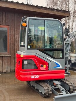 Pásový bagr Eurotrac HE20 - 5