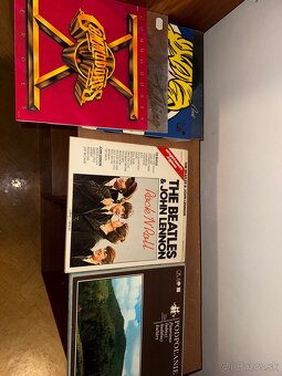 Predám gramofón +platne - 5