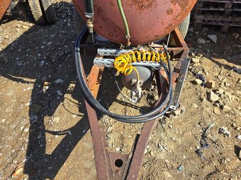 Cisterna na uzitkovu za traktor - 5