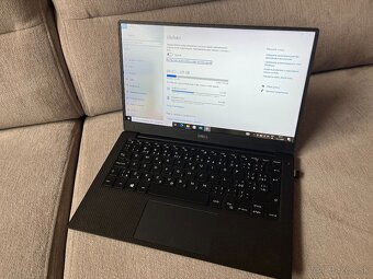DELL XPS 13 - 5