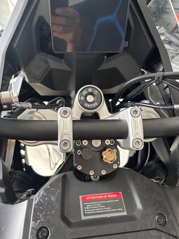 Voge 800 rally - 5