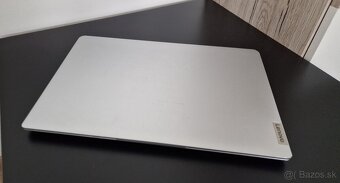Lenovo ideapad 1 15.6" - 5