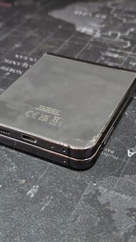 Predam samsung zflip 5 8/512GB - 5