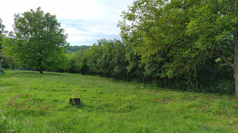 STAVEBNÝ POZEMOK 1546 m2 PODKYLAVA + UPI -VOĽNÝ - 5