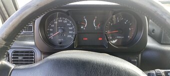 Hyundai Galloper - 5