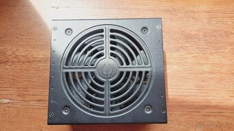 REZERVOVANÉ : PREDÁM ZDROJ 750 W EVGA B3 BRONZE - 5