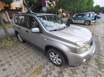 Nissan - 5