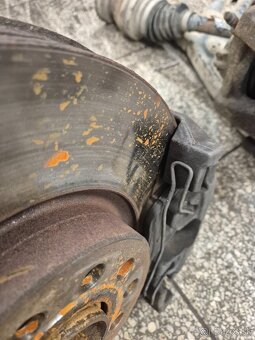 Predám predné otoče /nápravu pre Volkswagen Tiguan sport4M - 5