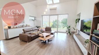 Jedinečné rodinné sídlo v Žiline v prímestskej časti - 5